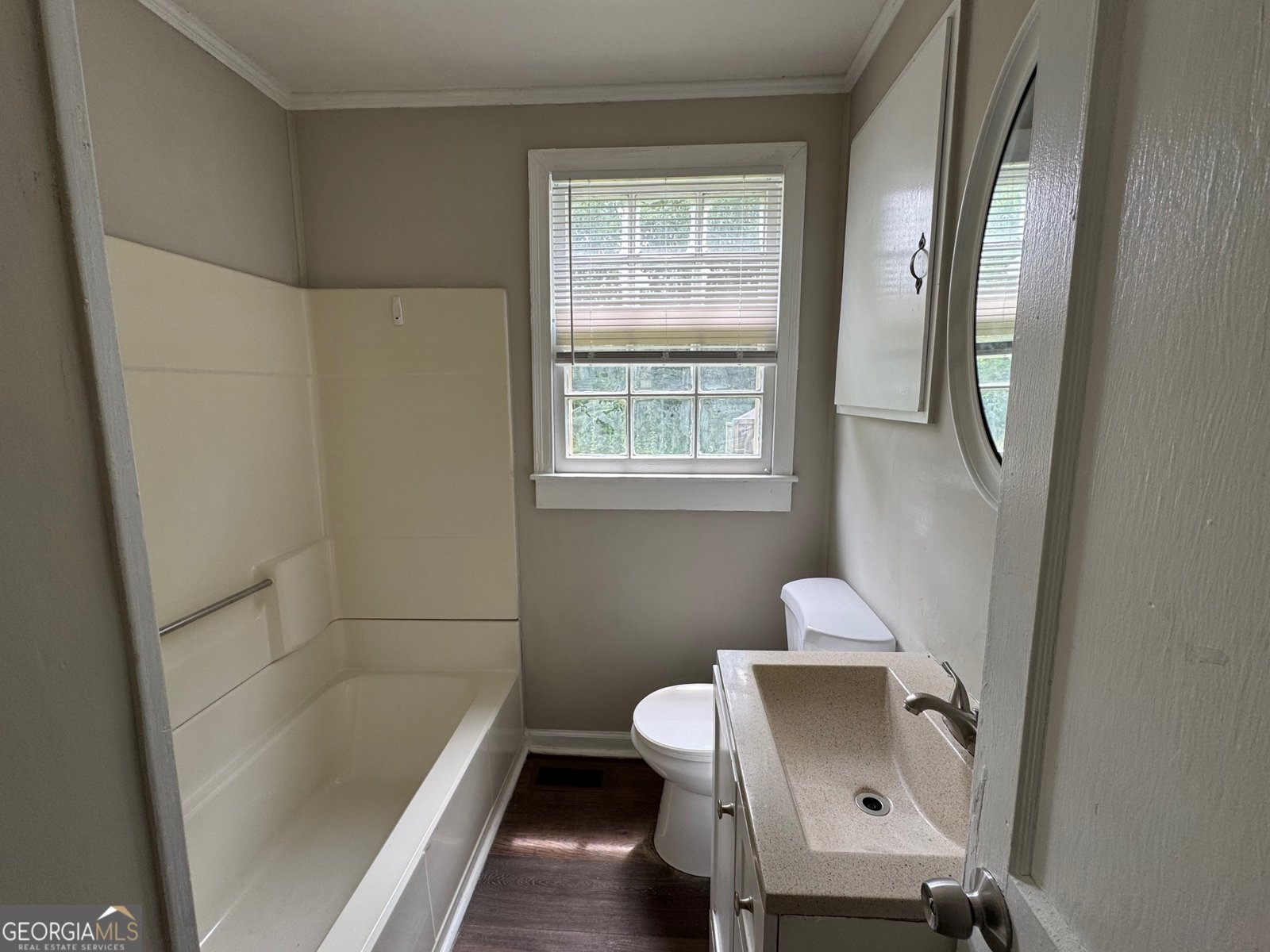 1330 Macon Avenue Macon - 11