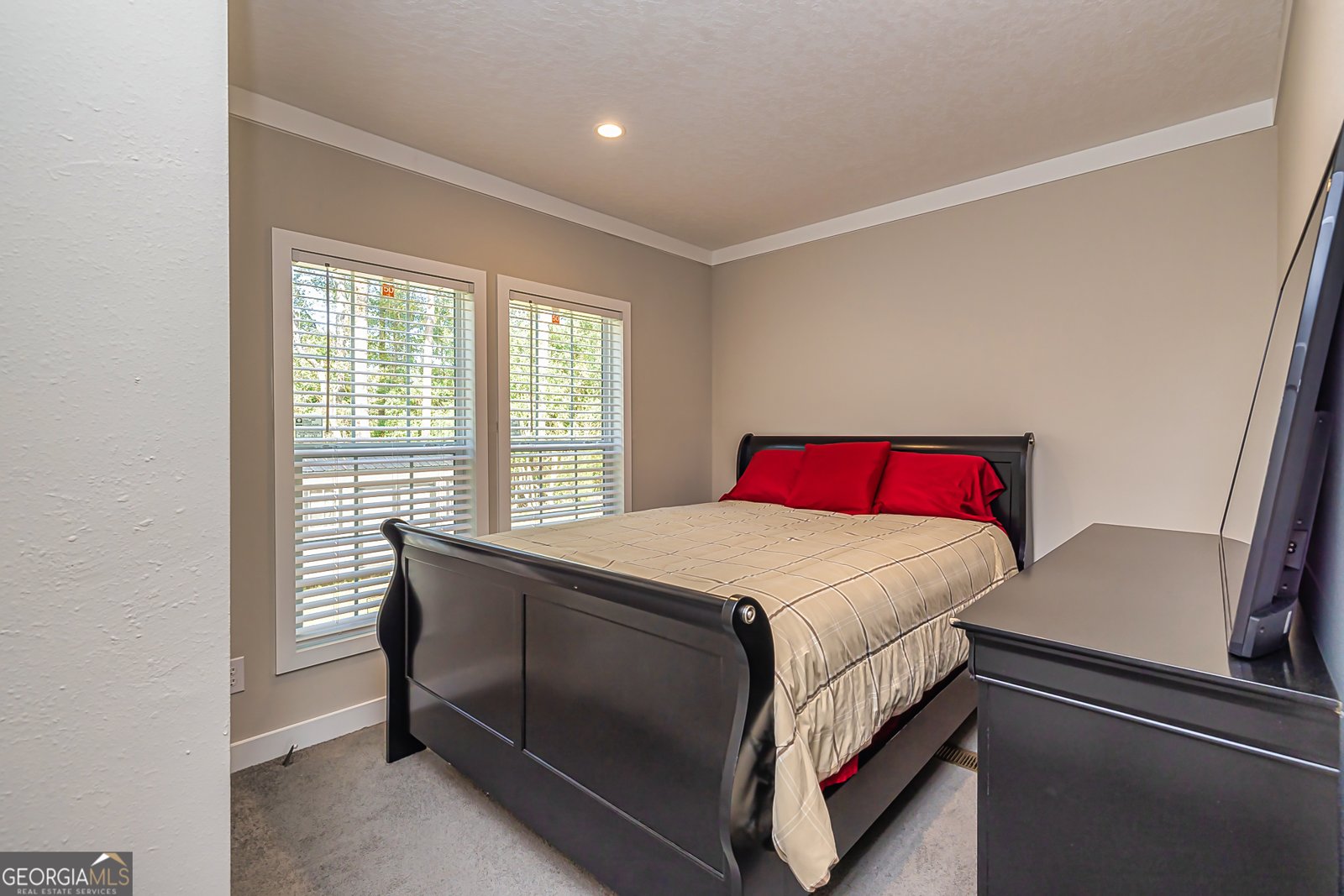 322 Chalybeate Street Manchester - 11