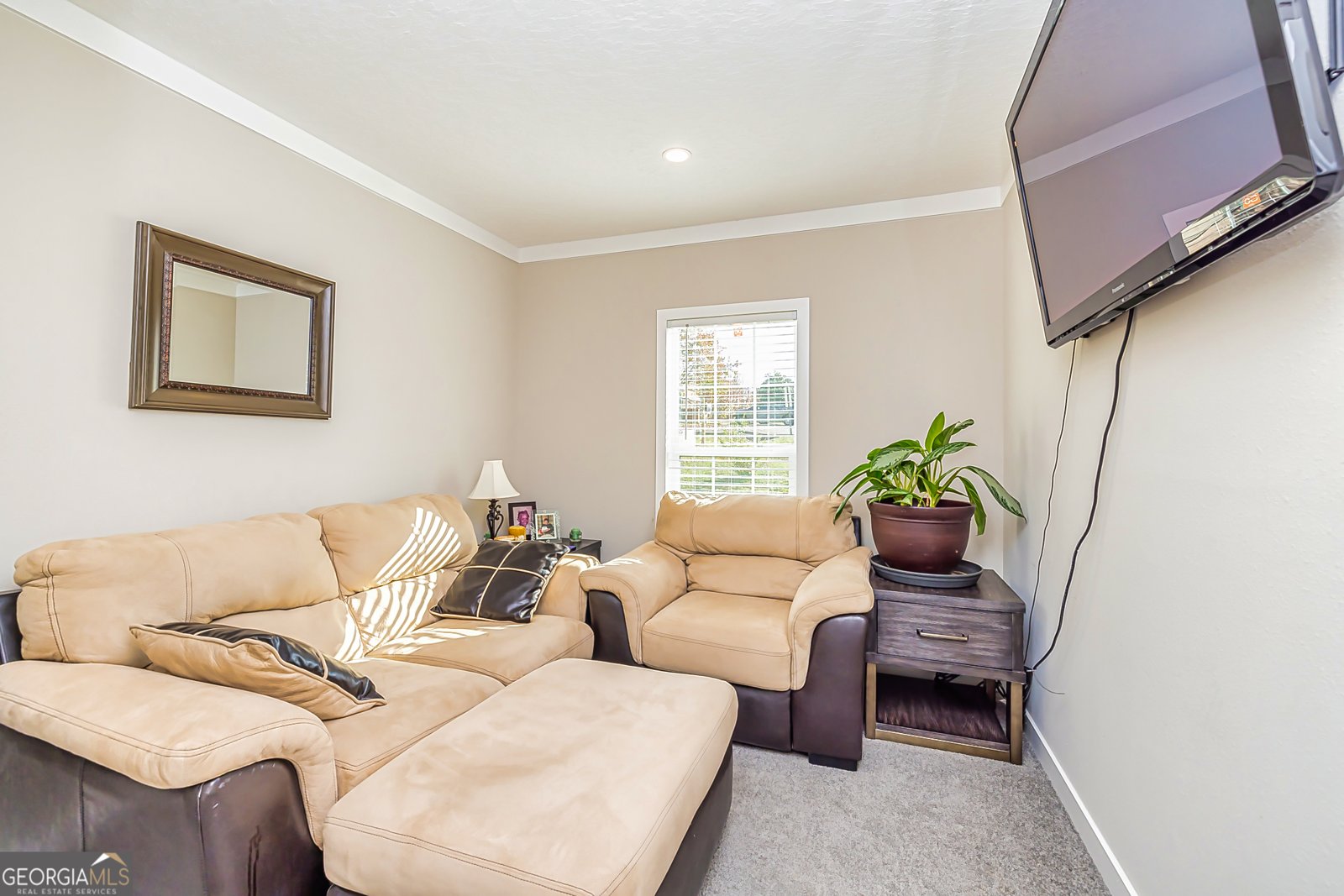 322 Chalybeate Street Manchester - 12