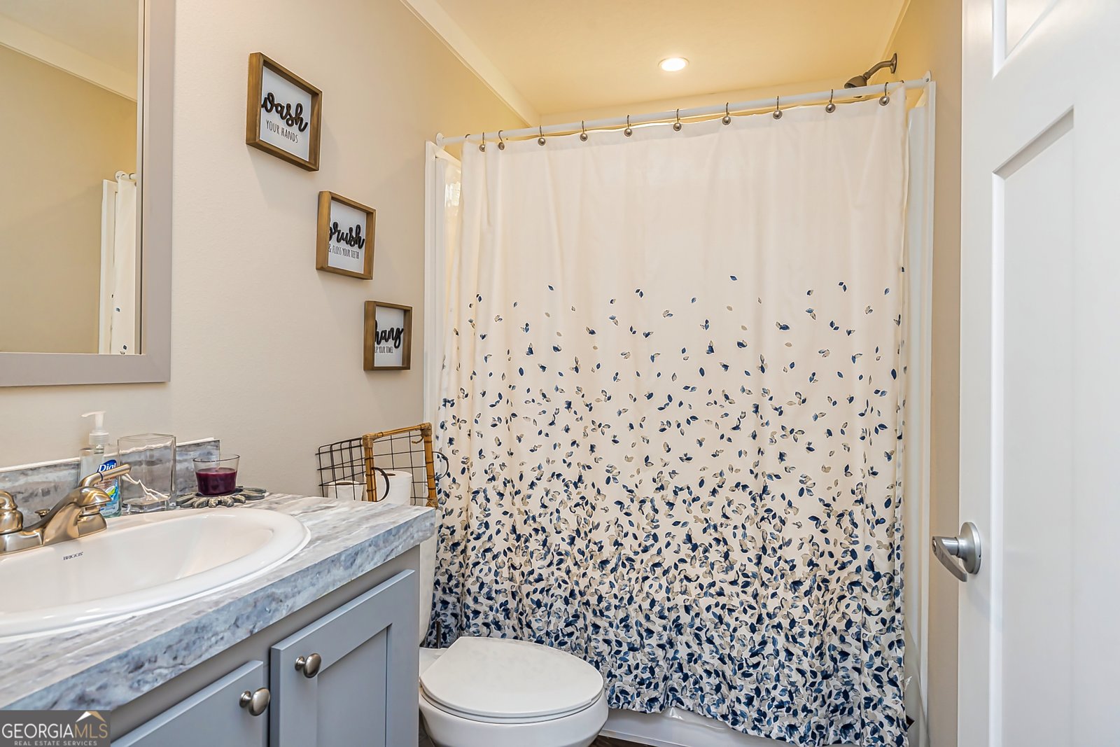 322 Chalybeate Street Manchester - 14