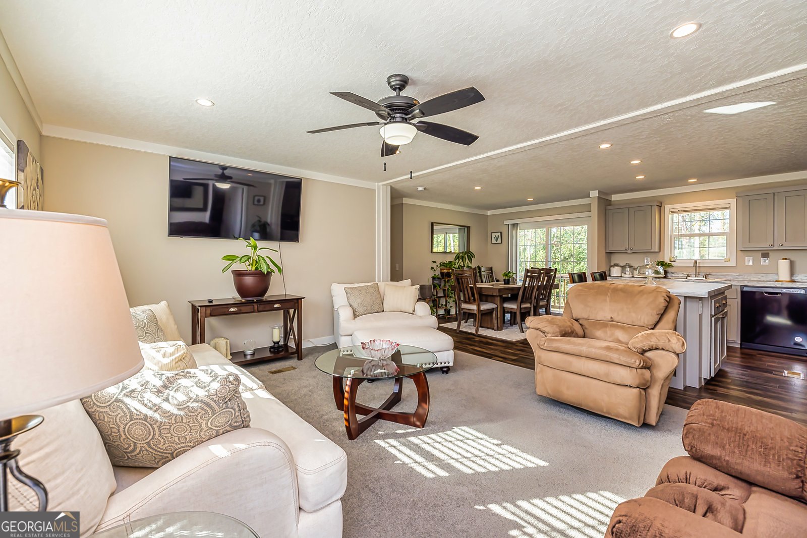 322 Chalybeate Street Manchester - 4