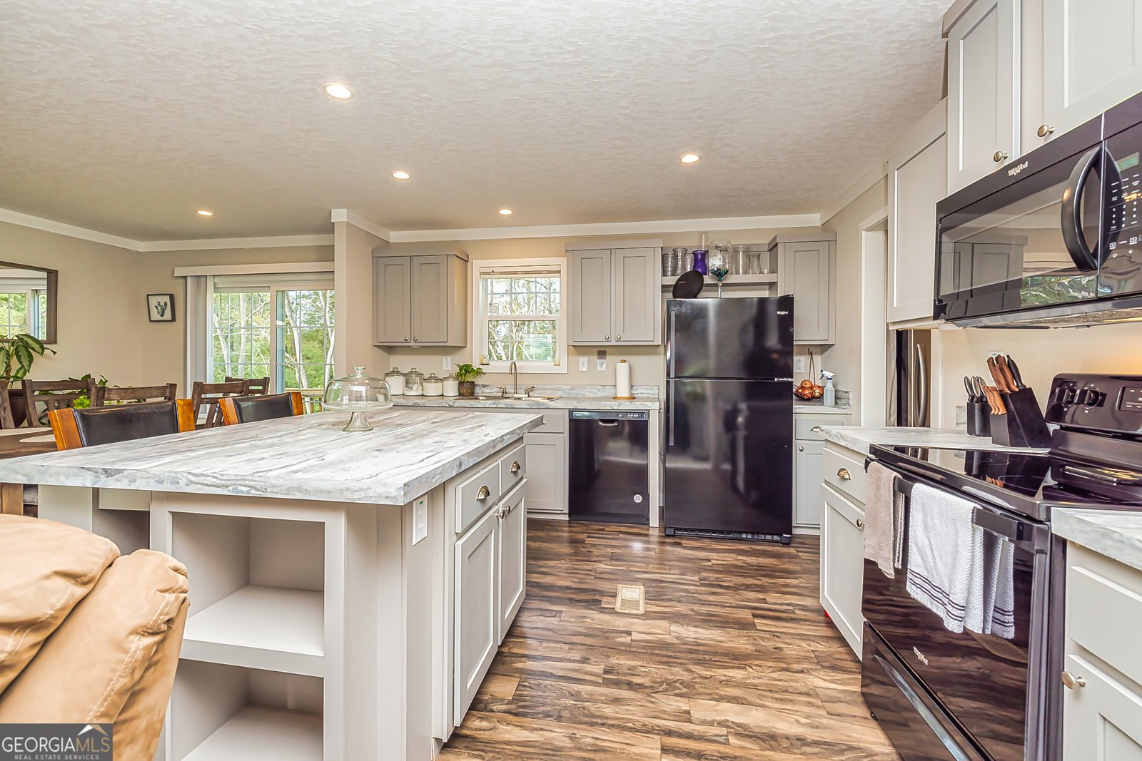 322 Chalybeate Street Manchester - 5
