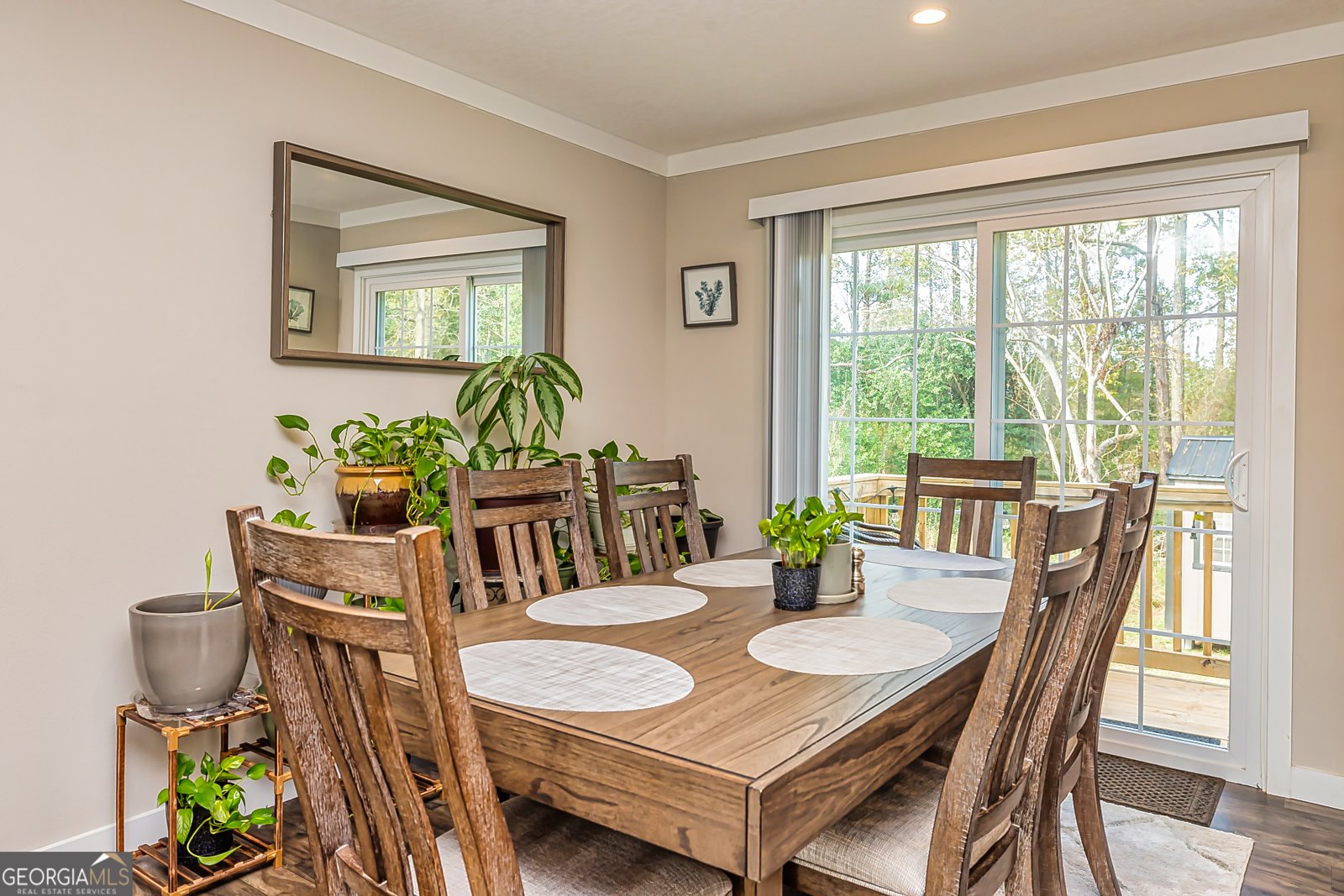 322 Chalybeate Street Manchester - 8