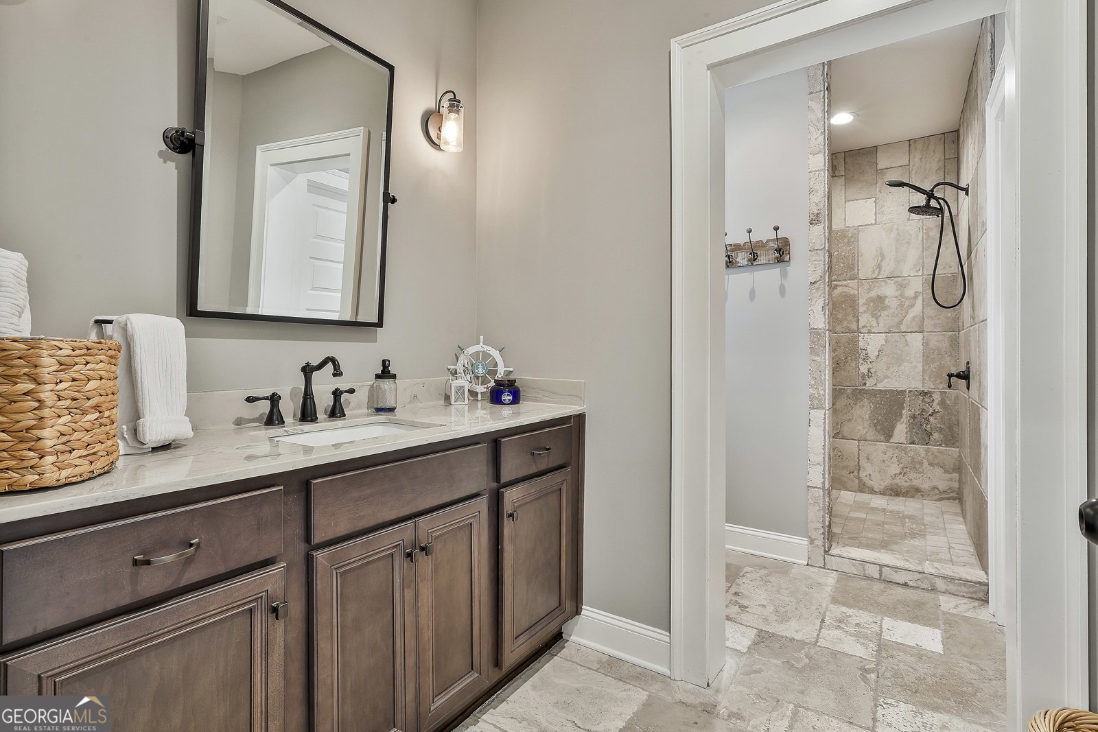 150 Seals Road Dallas - 29