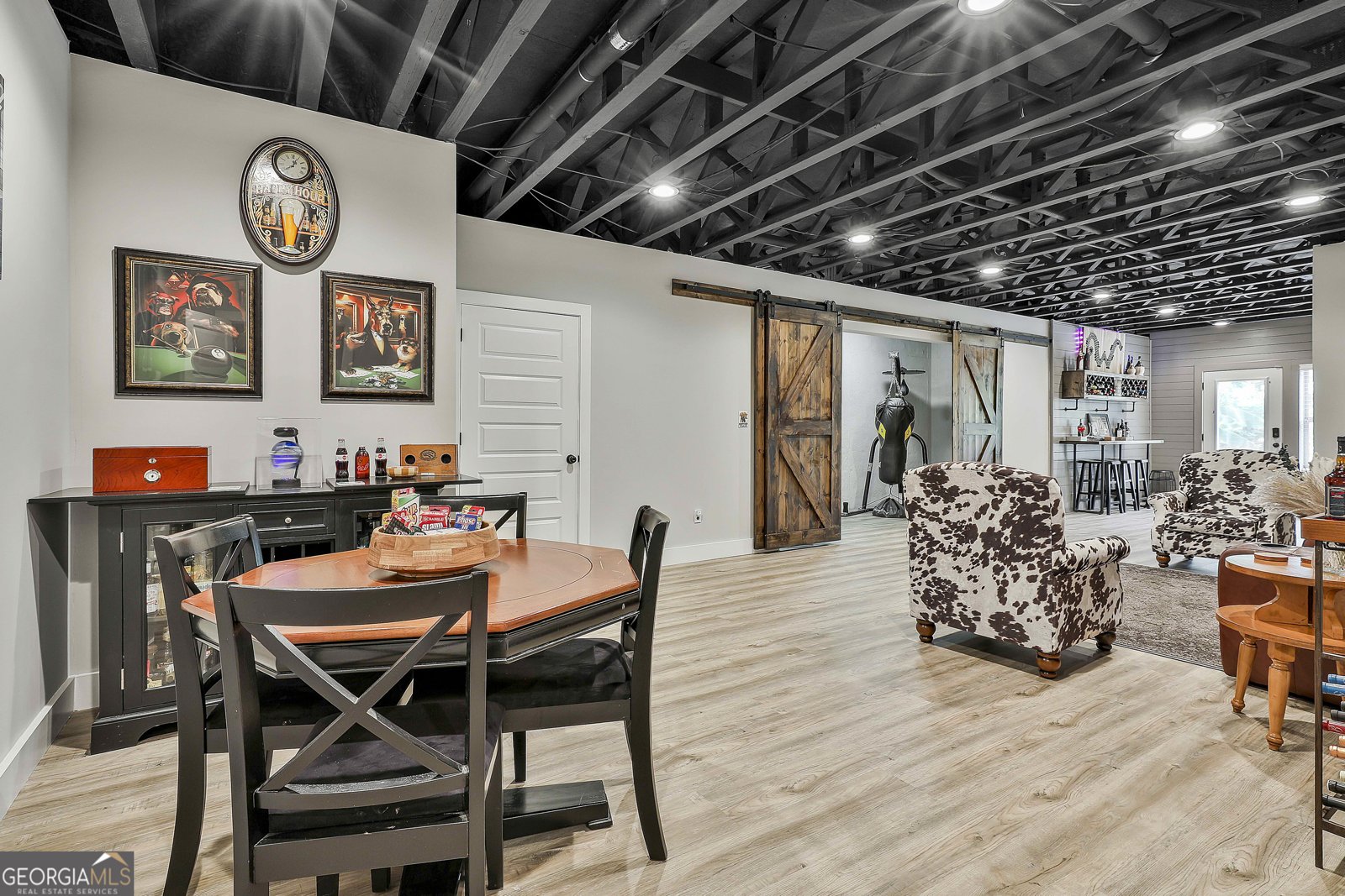 150 Seals Road Dallas - 31