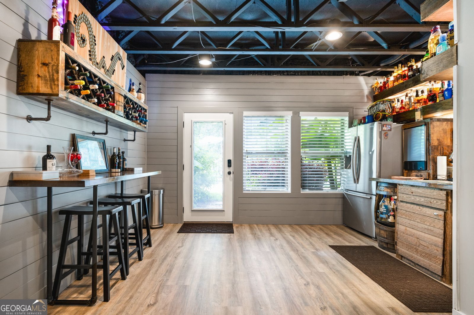 150 Seals Road Dallas - 40