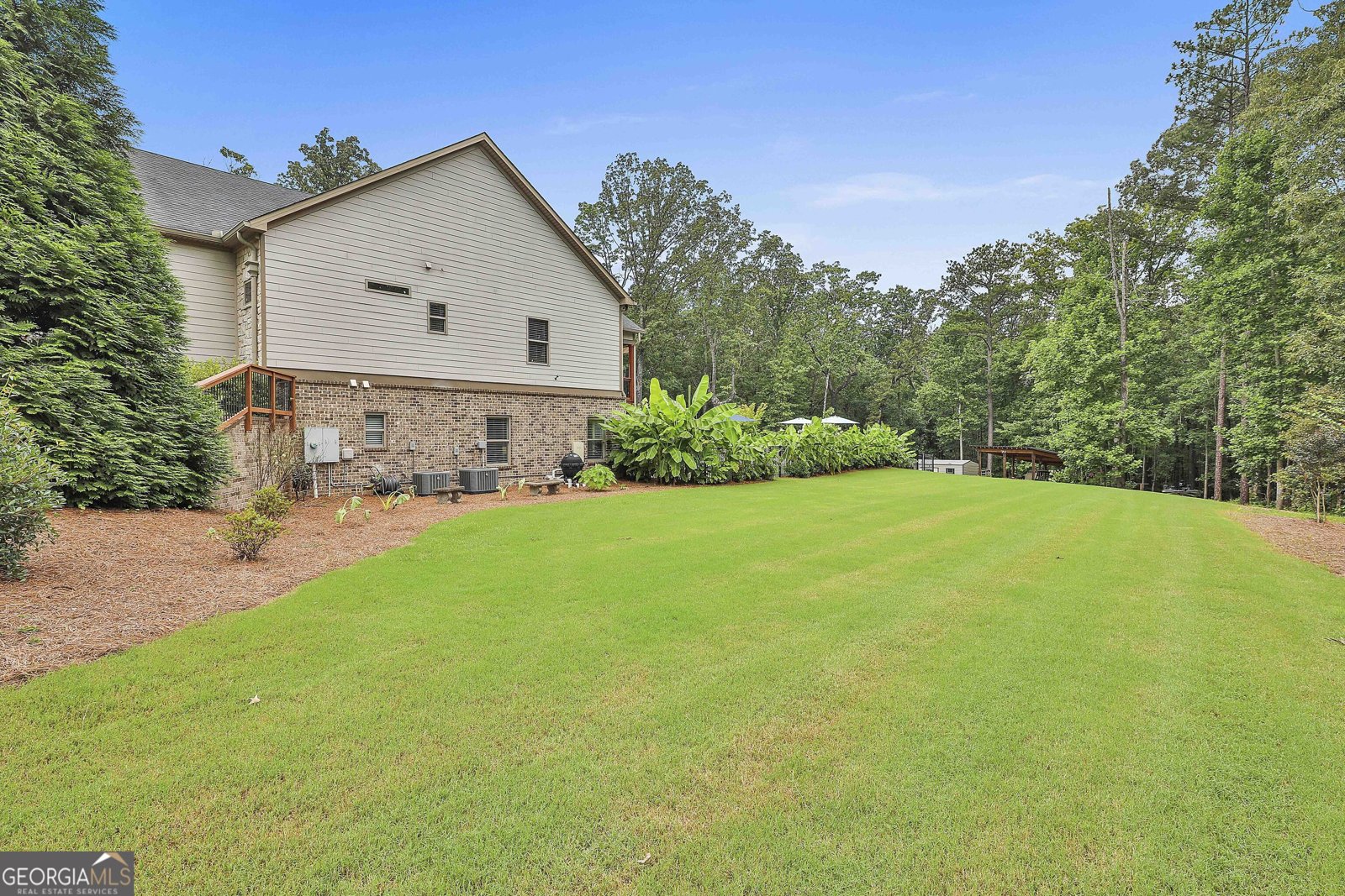 150 Seals Road Dallas - 76