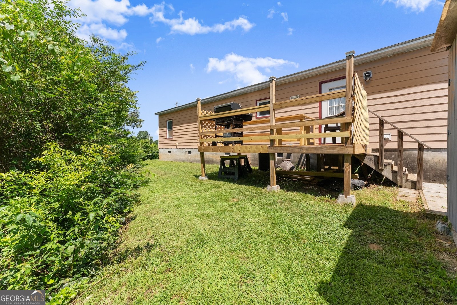266 Robin Hood Drive Murrayville - 27