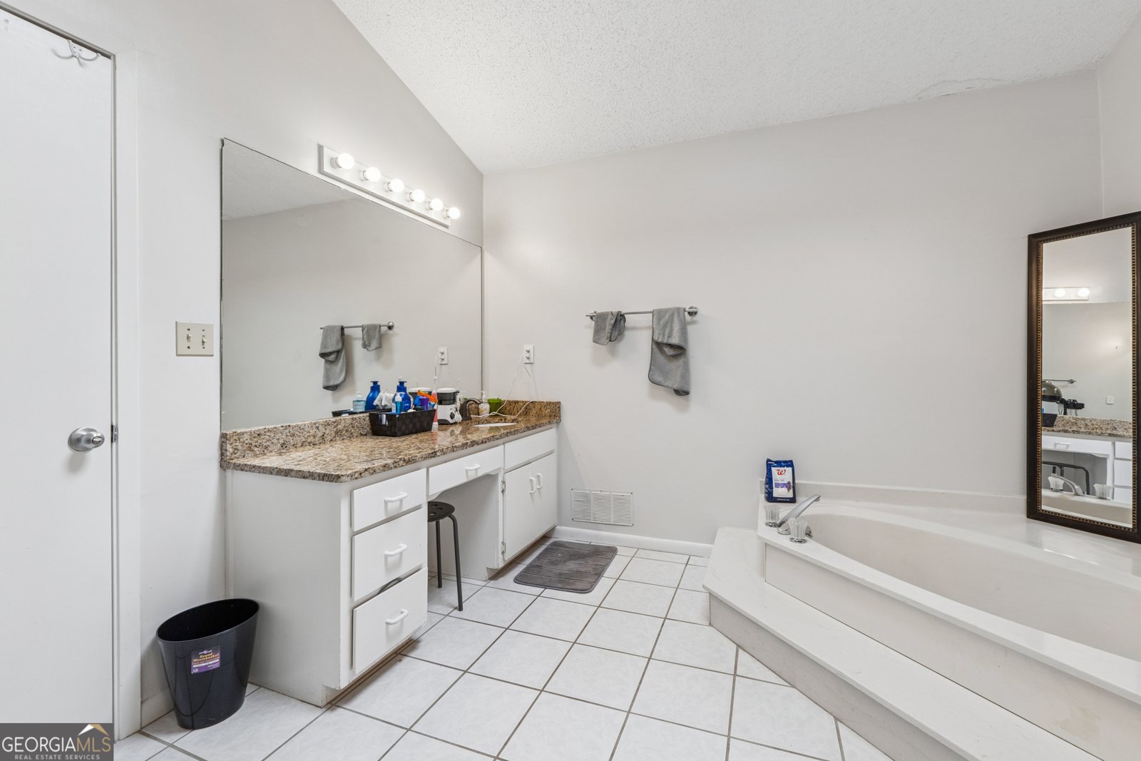 2470 Woodmere Drive Marietta - 11