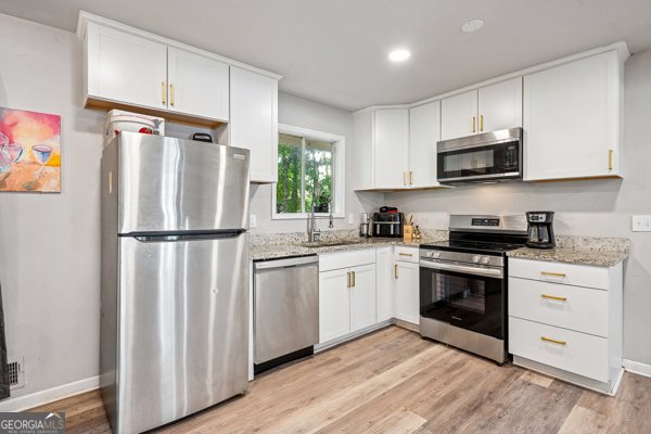 2731 Lynn Court Ellenwood - 9