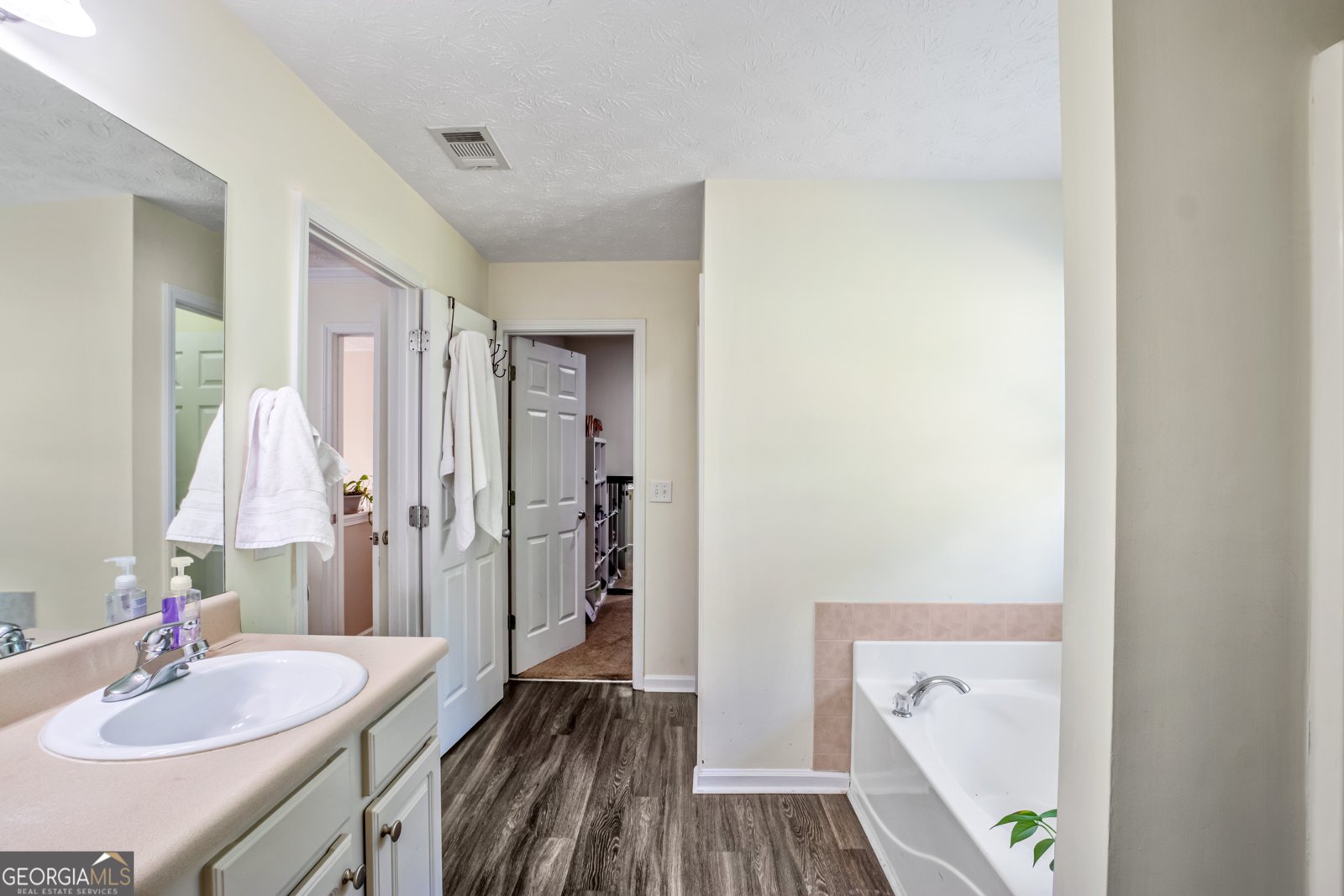 3266 Bridle Brook Drive Auburn - 24