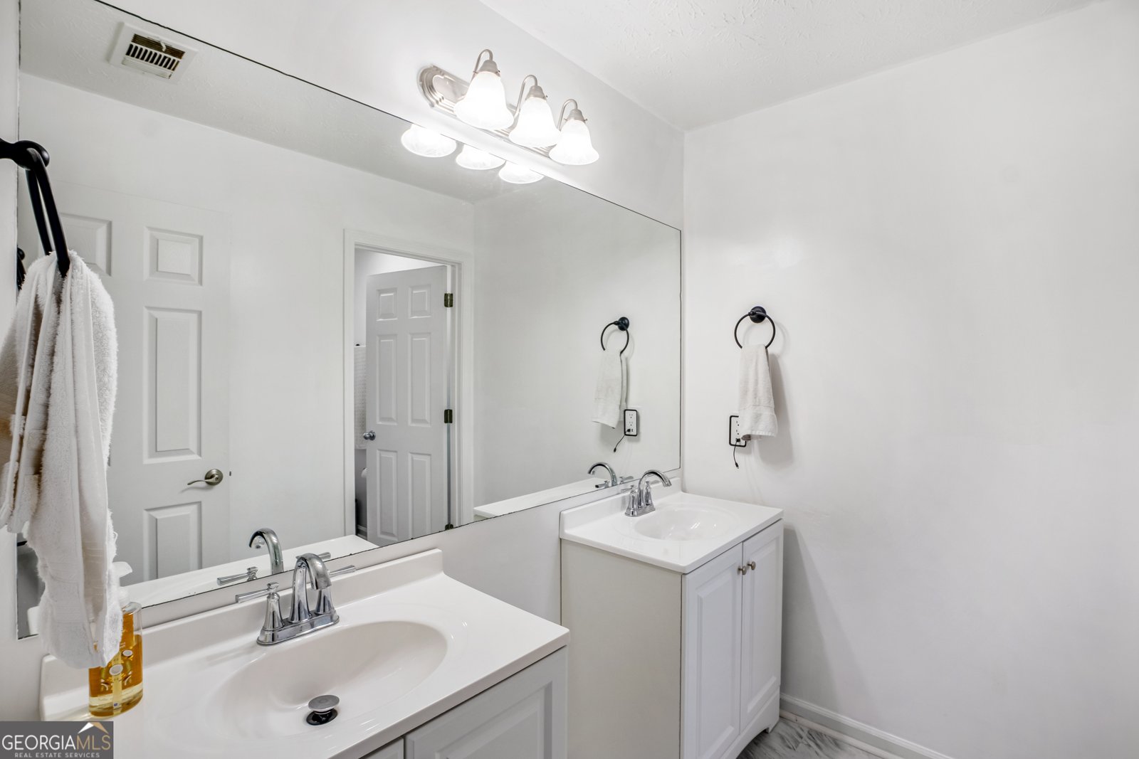 3266 Bridle Brook Drive Auburn - 7