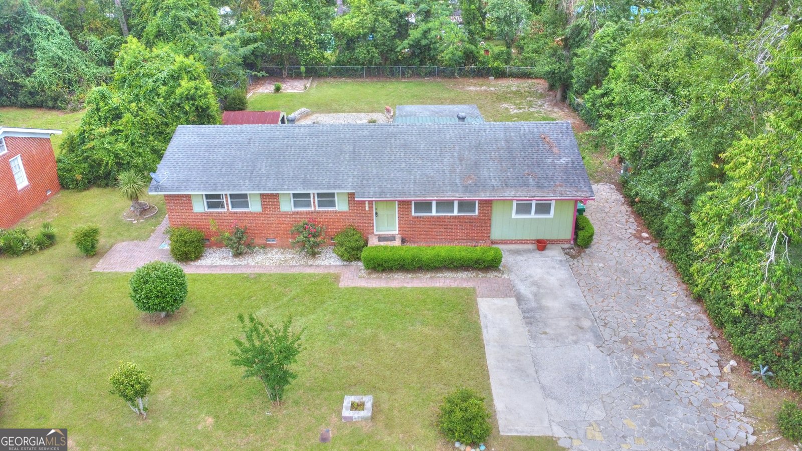 2321 Frederick Pl Valdosta - 38