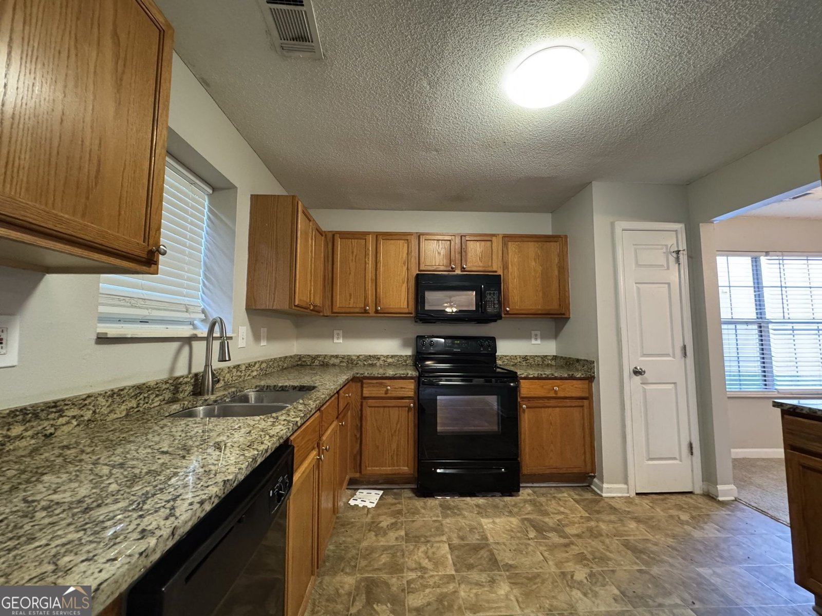 6600 Browns Mill Ferry Drive Lithonia - 7