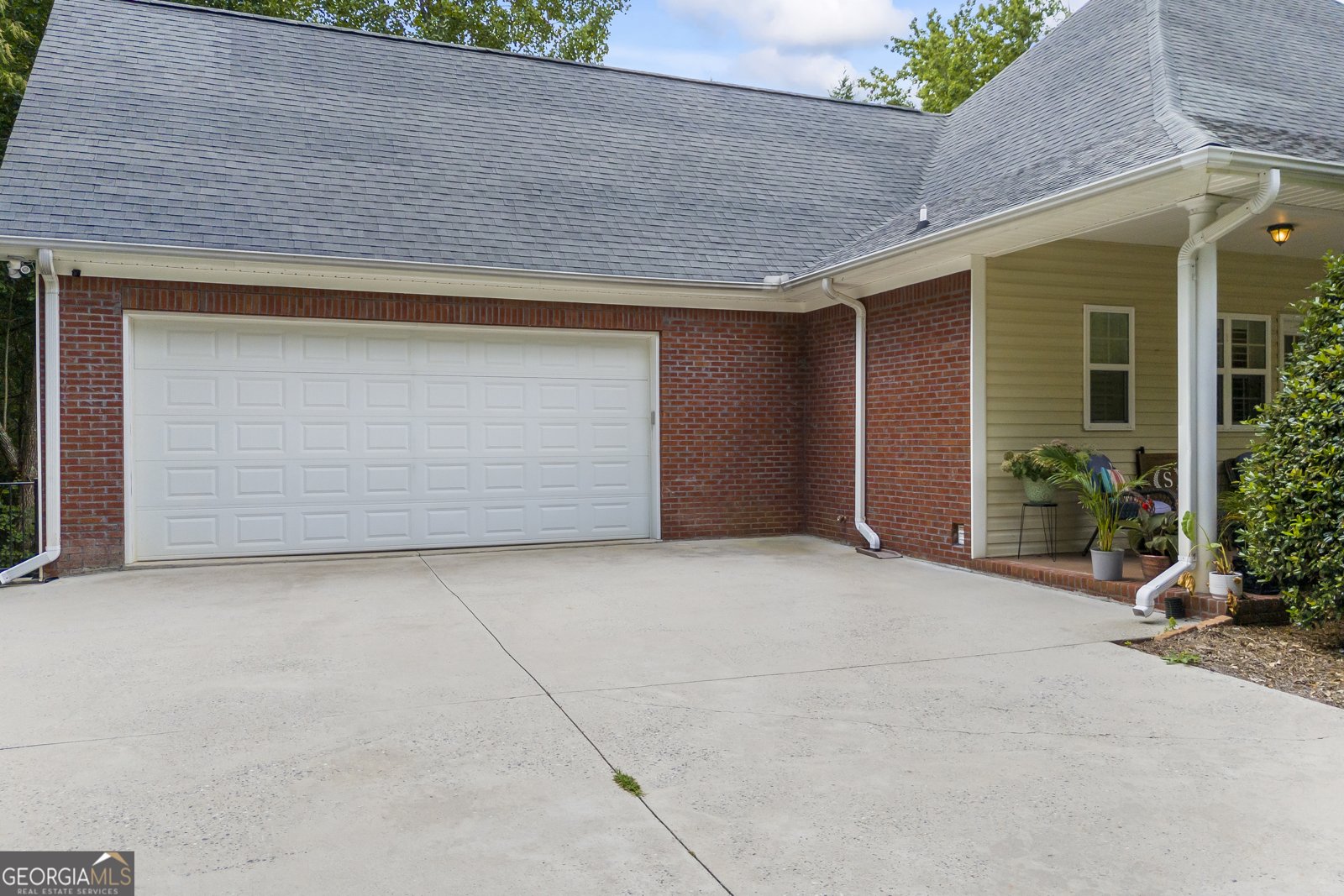 212 Fernbank Drive Cornelia - 55