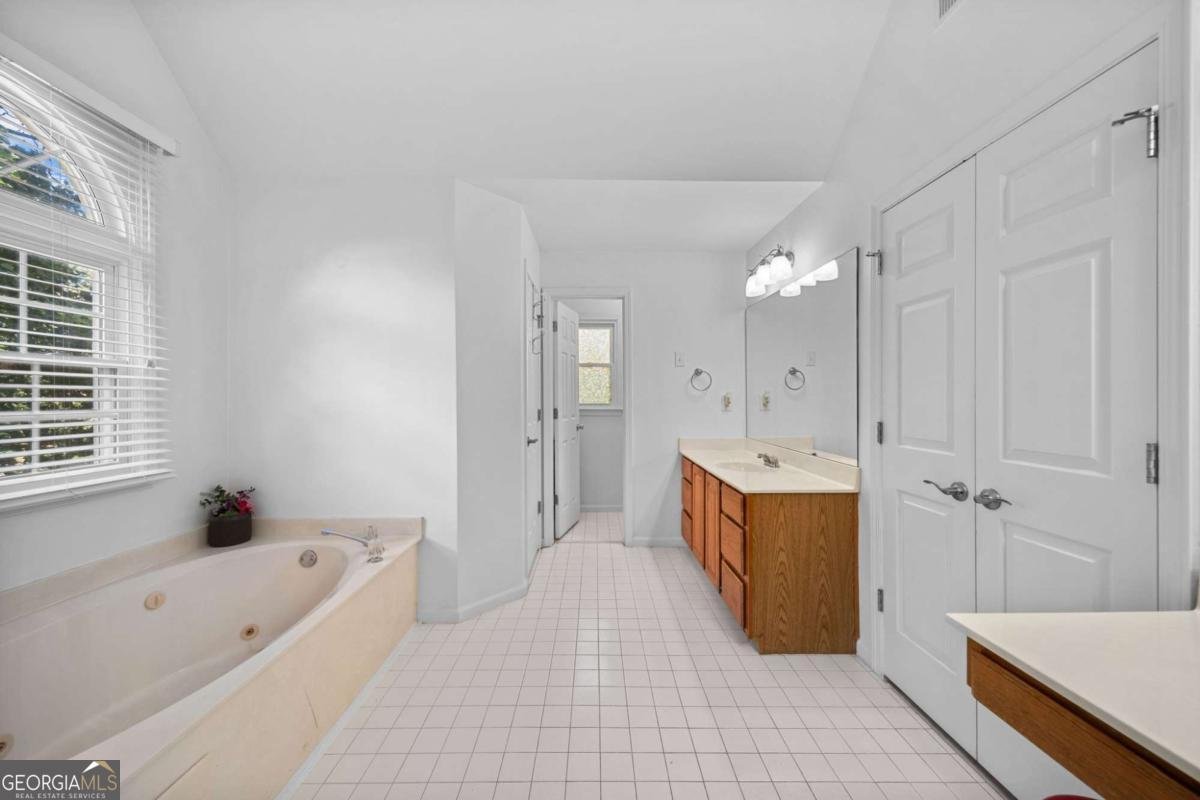 1271 Channel Park Marietta - 23