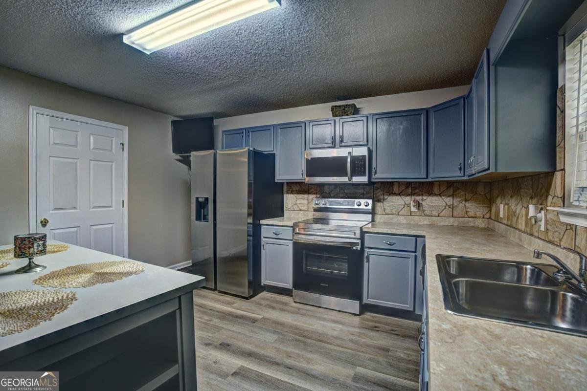 33 Gimbal Circle Port Wentworth - 14