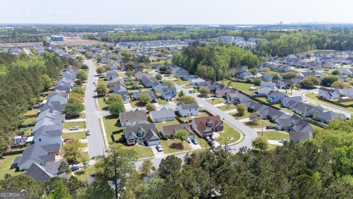 33 Gimbal Circle Port Wentworth - 35