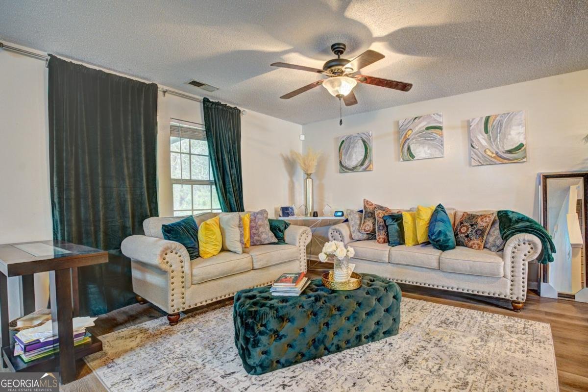 33 Gimbal Circle Port Wentworth - 9