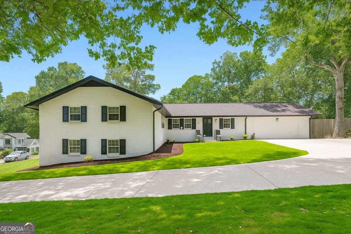 830 Winfield Court Marietta - 1