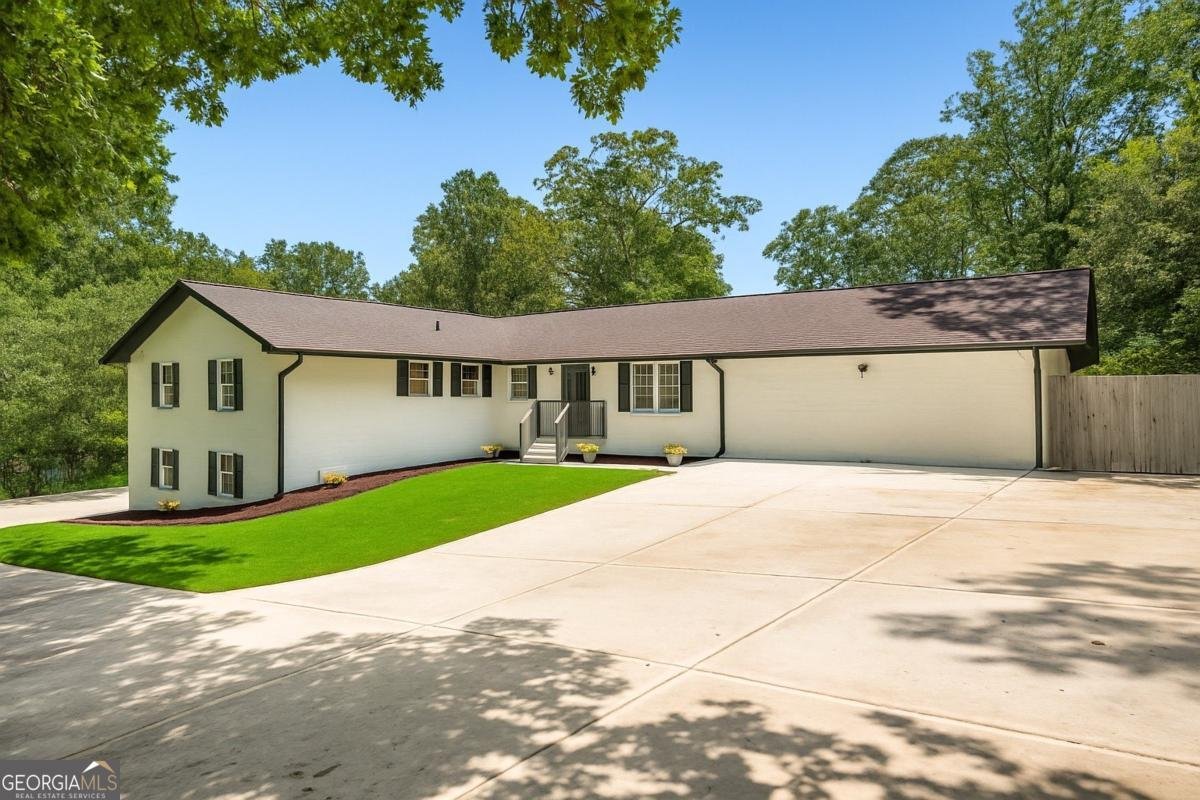 830 Winfield Court Marietta - 2