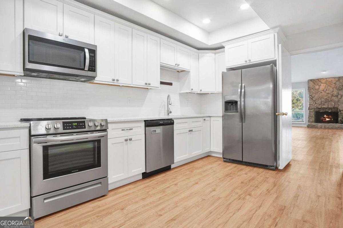 645 SERRAMONTE Drive Marietta - 13