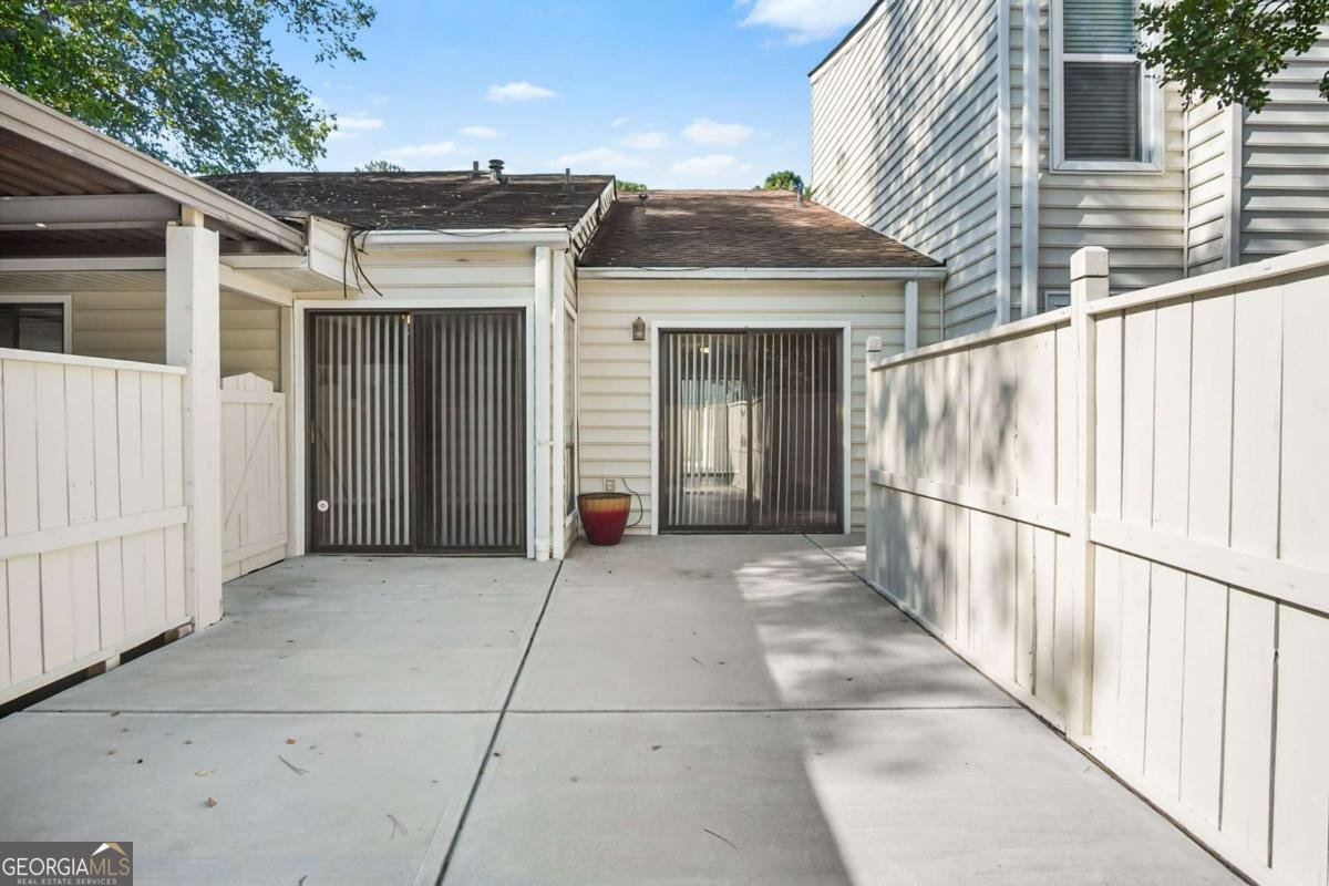 645 SERRAMONTE Drive Marietta - 26