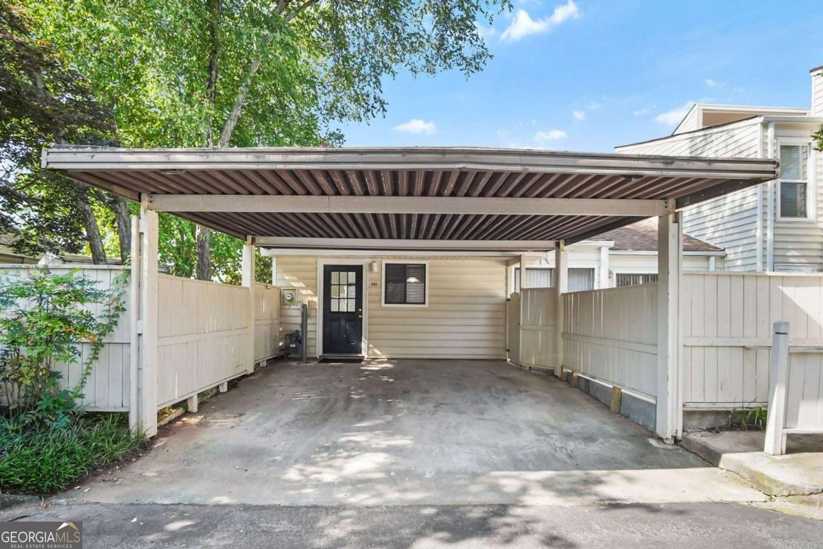 645 SERRAMONTE Drive Marietta - 27