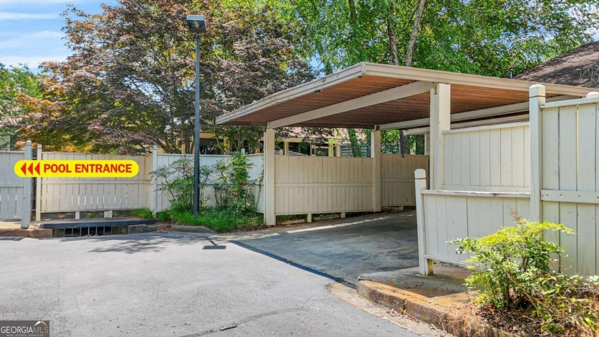 645 SERRAMONTE Drive Marietta - 29