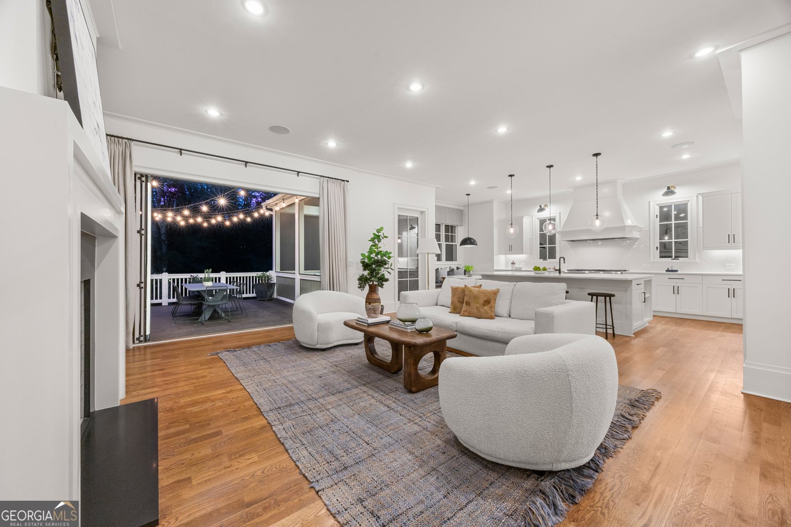 803 Courtenay Drive Atlanta - 40