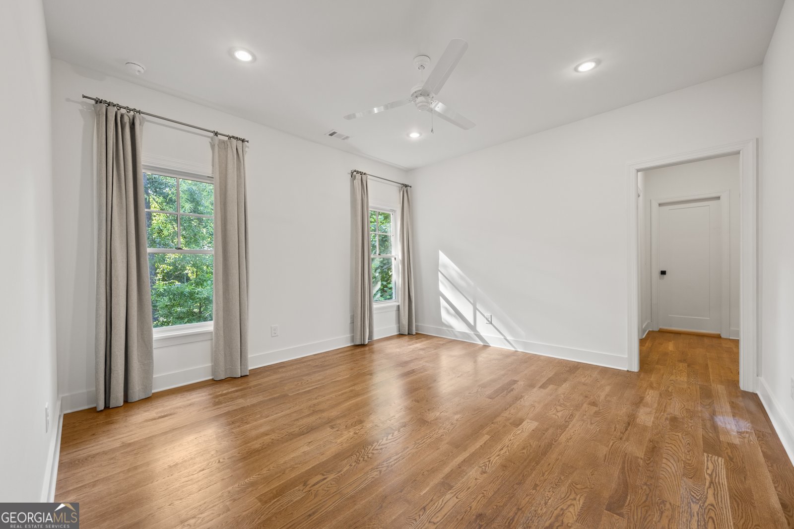 803 Courtenay Drive Atlanta - 7