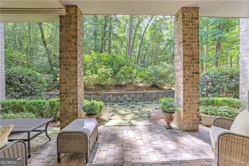 9020 Riverbend Manor Alpharetta - 17