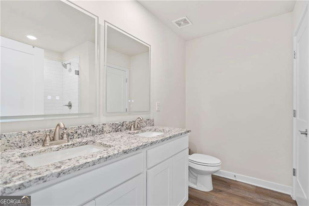 3540 Station Drive Atlanta - 17