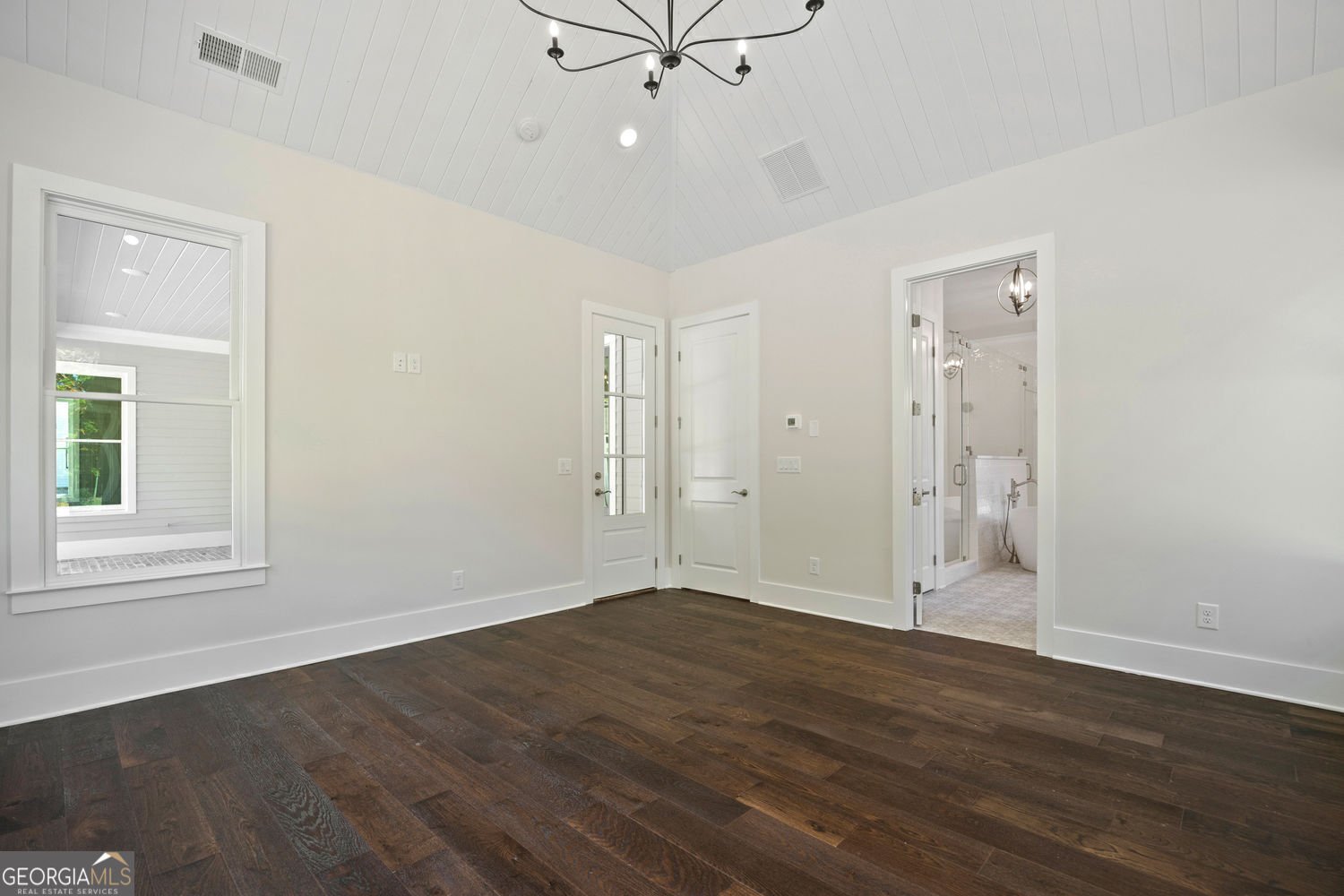 1009 Crossroads Trail Milton - 2