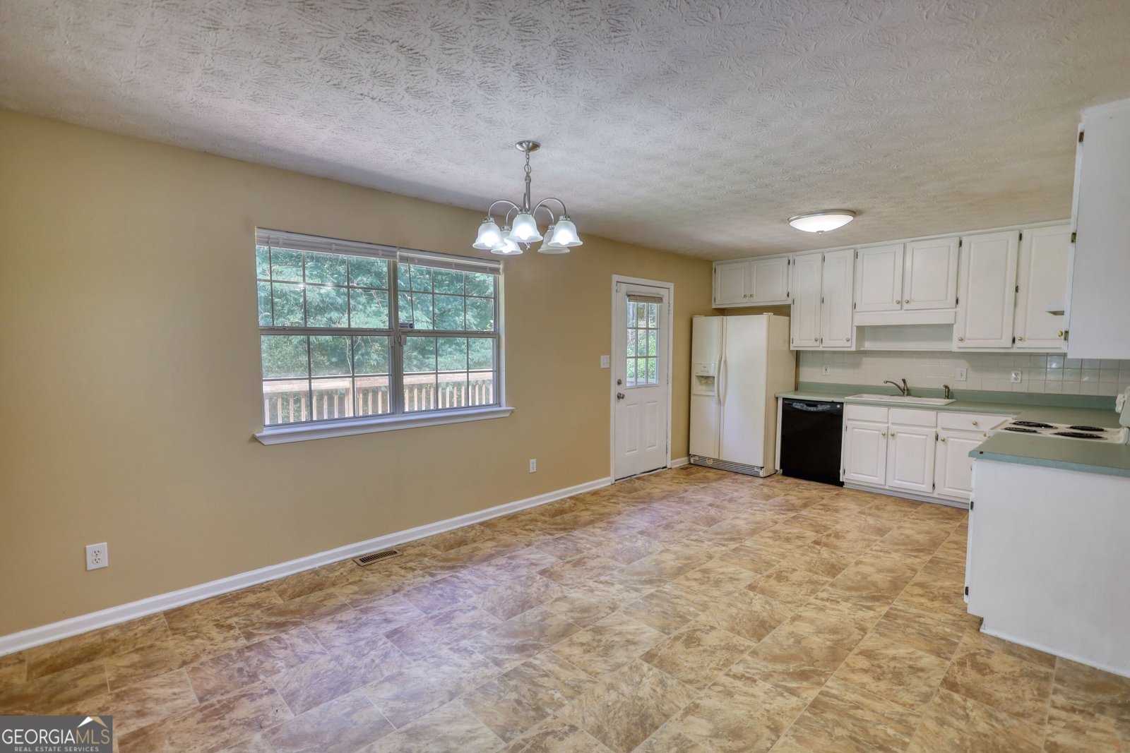 5759 Highway 155 Stockbridge - 18