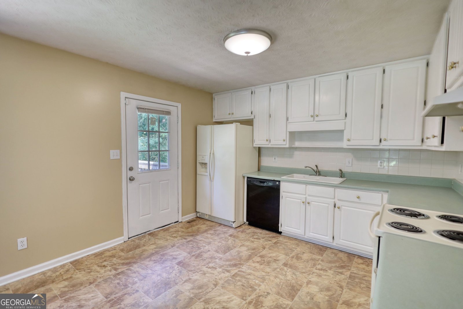 5759 Highway 155 Stockbridge - 22