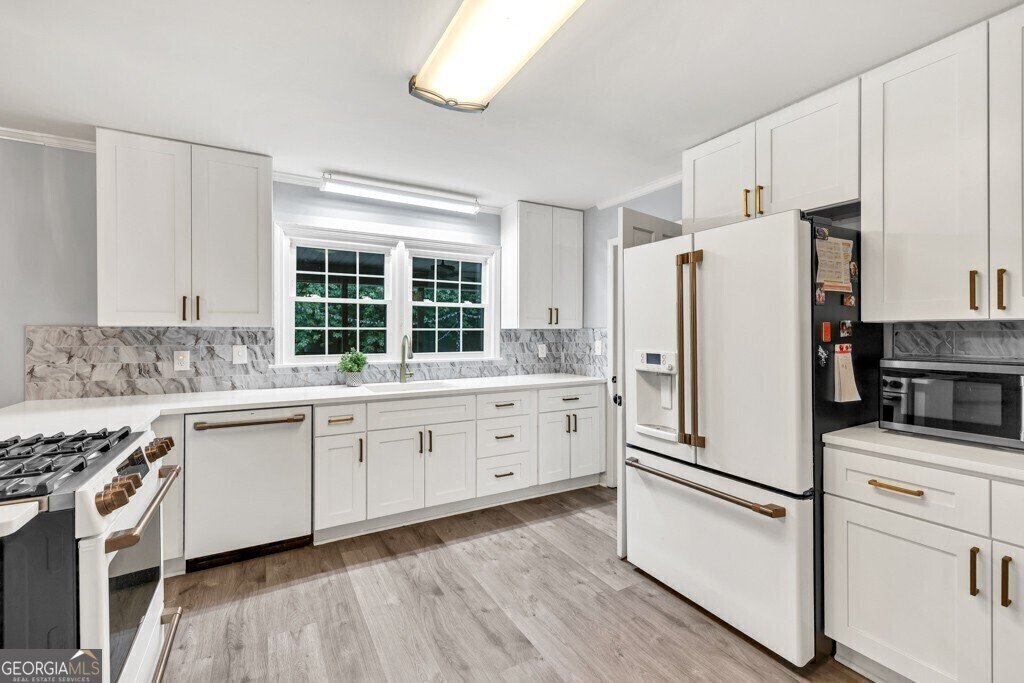 4404 Allen Street Oakwood - 1
