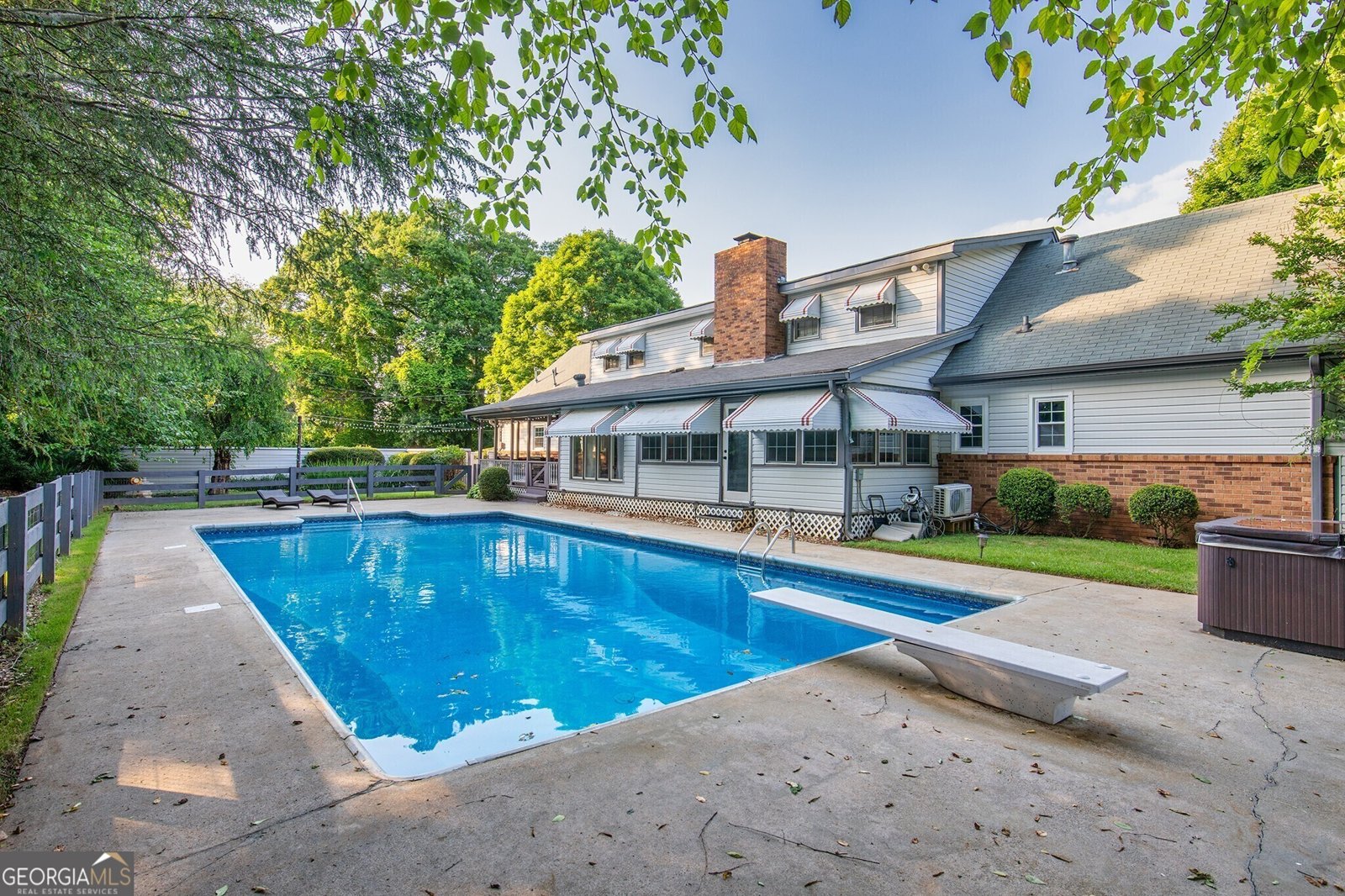 4404 Allen Street Oakwood - 43