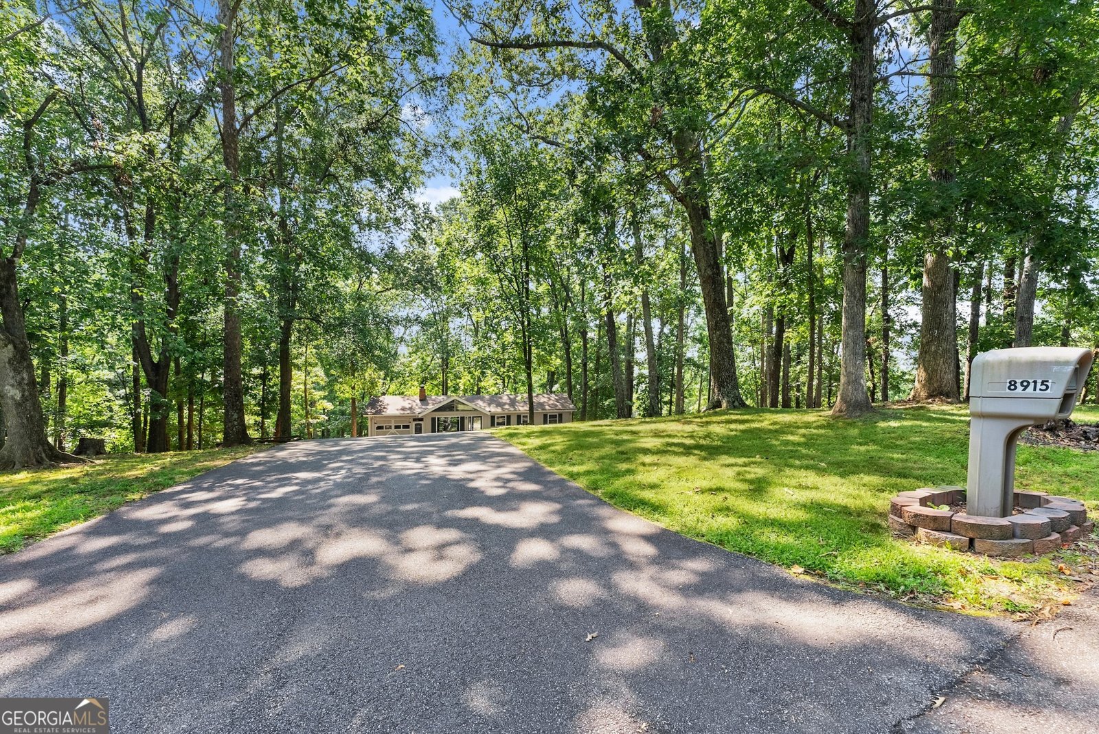 8915 Bridgeview Circle Gainesville - 1