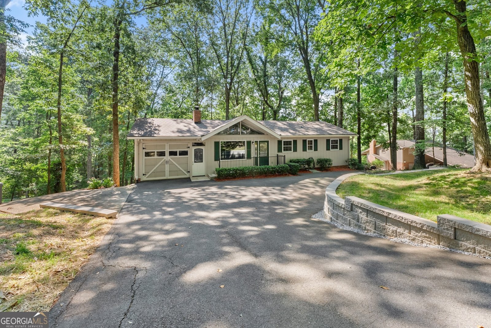 8915 Bridgeview Circle Gainesville - 3