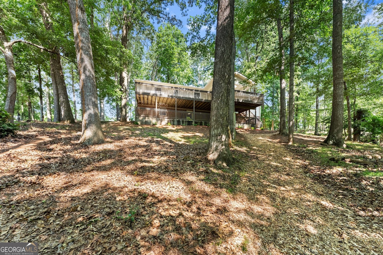 8915 Bridgeview Circle Gainesville - 46