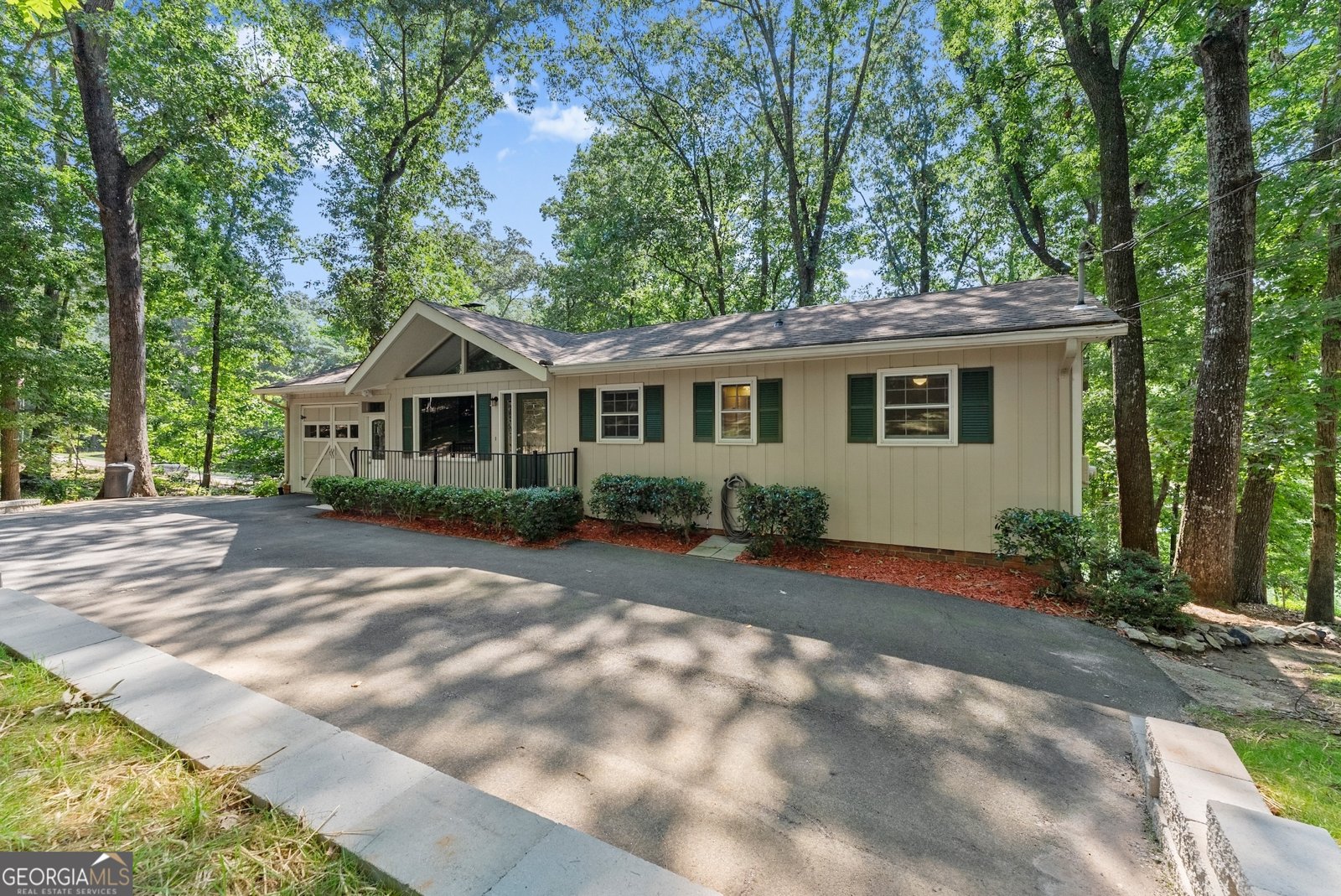 8915 Bridgeview Circle Gainesville - 6