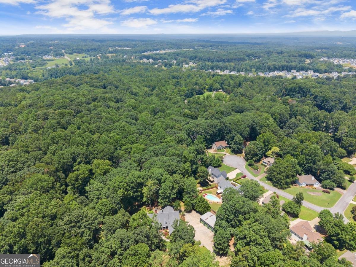 5755 Hopewell Road Cumming - 75
