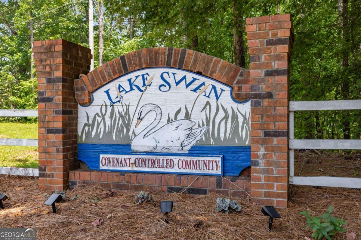 511 Lakeside Drive Hiram - 1