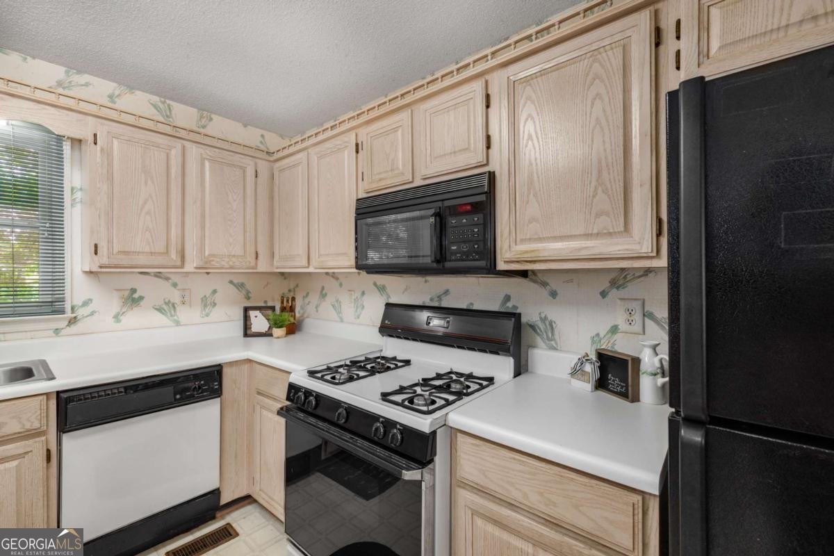 511 Lakeside Drive Hiram - 11