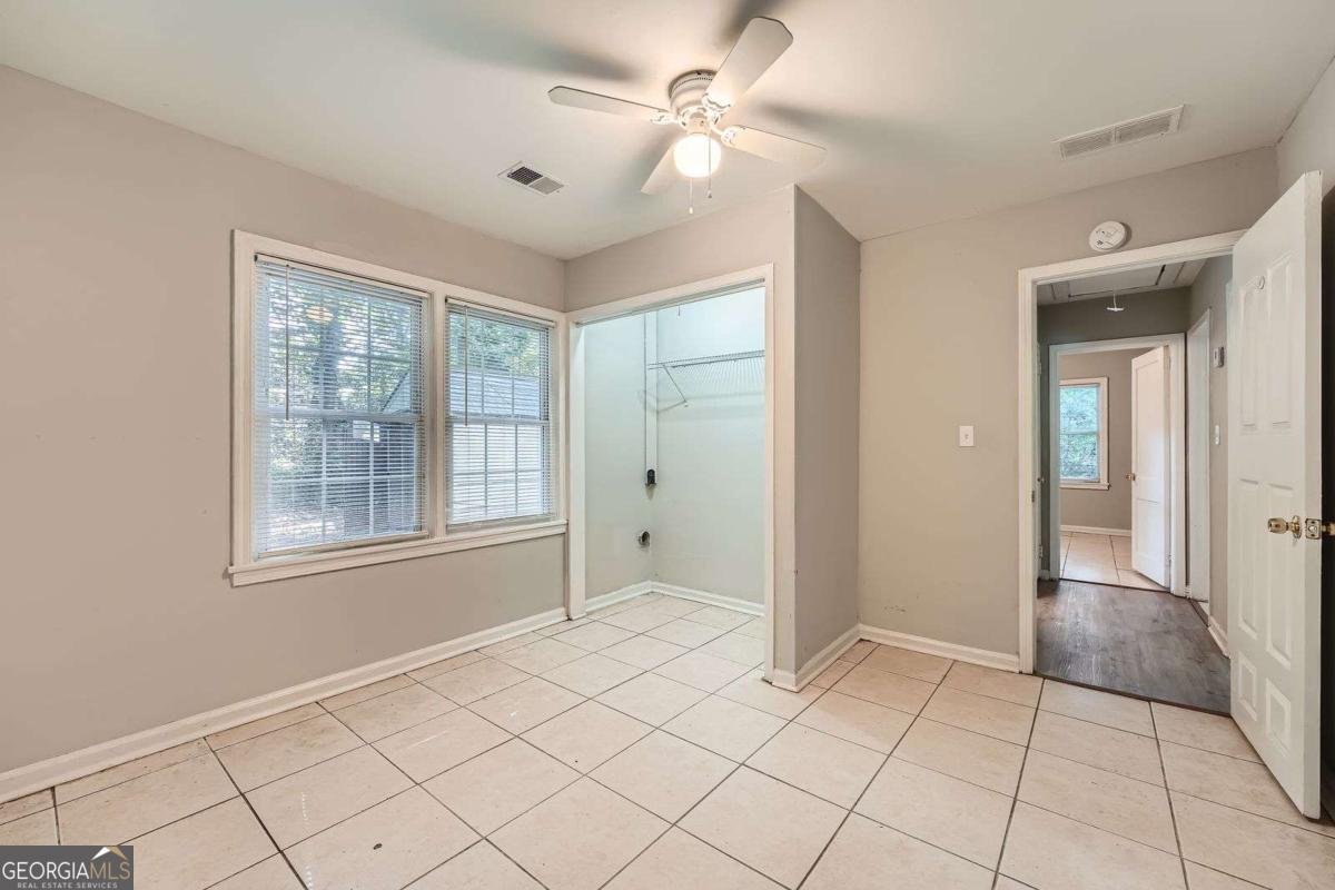 2275 Old Spring Road Smyrna - 11