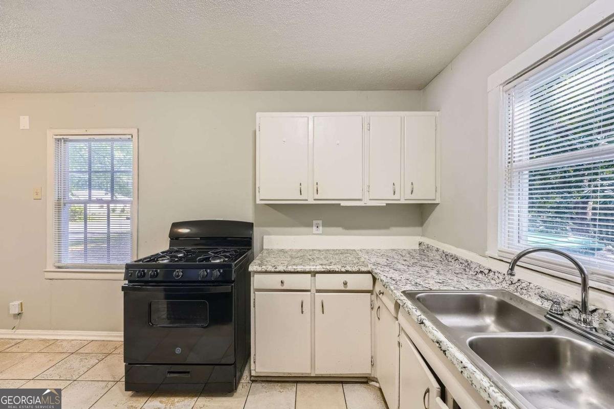 2275 Old Spring Road Smyrna - 15