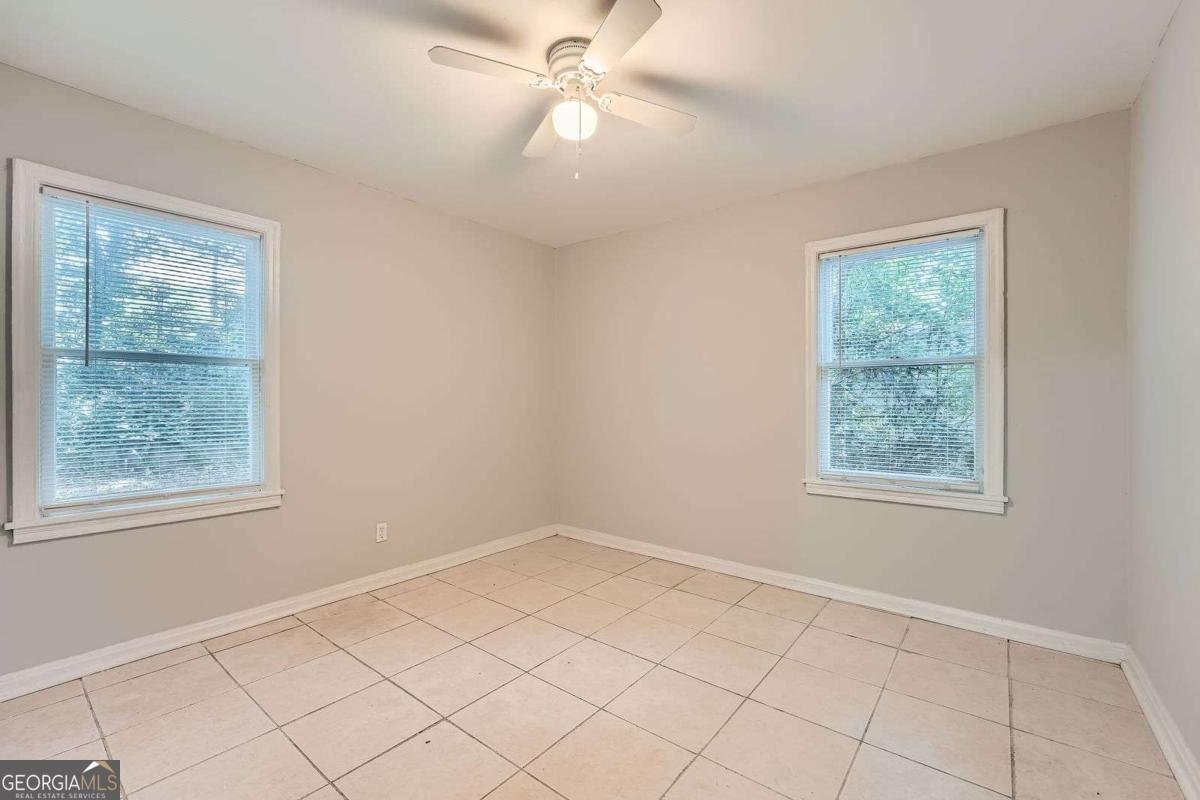 2275 Old Spring Road Smyrna - 16