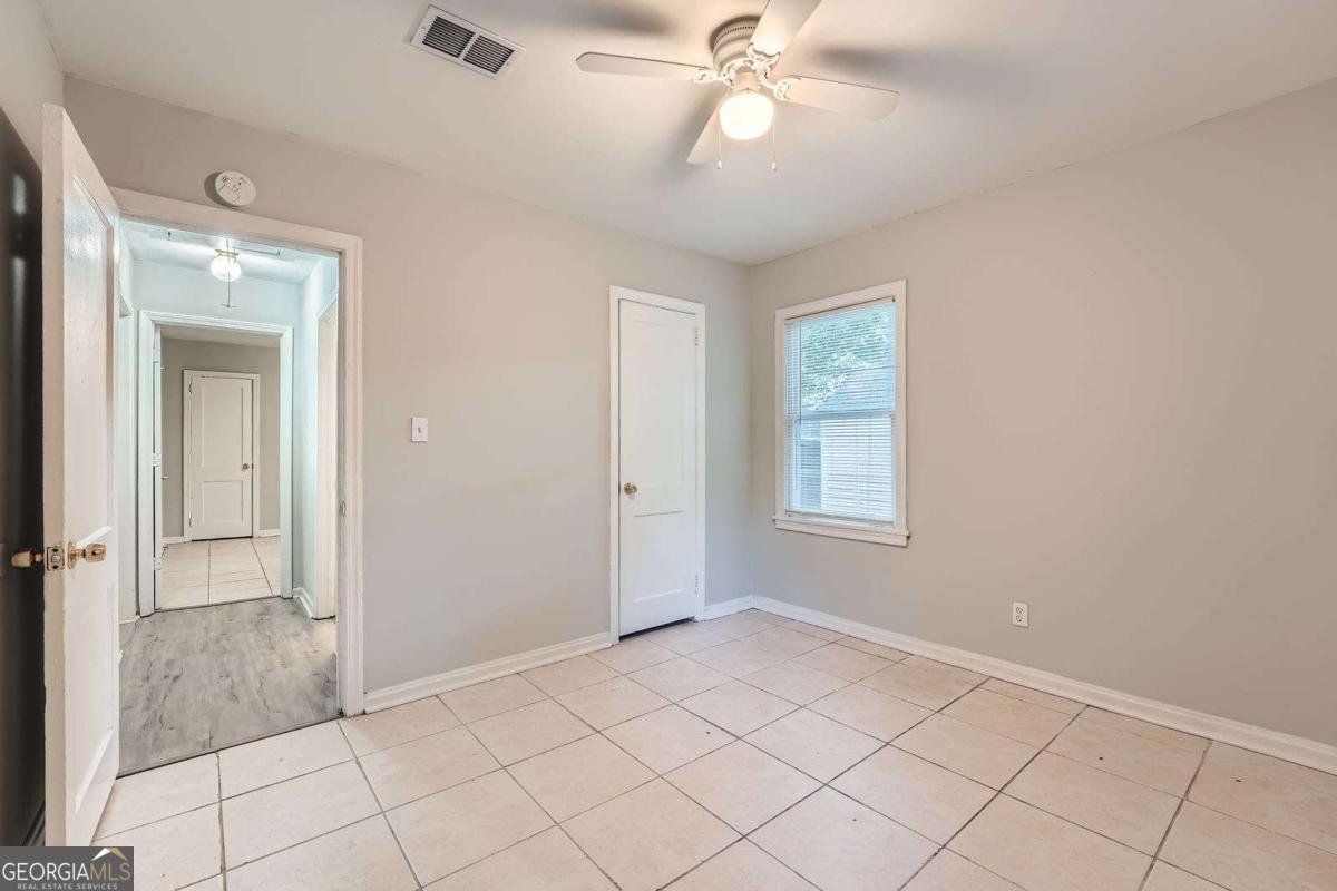 2275 Old Spring Road Smyrna - 18