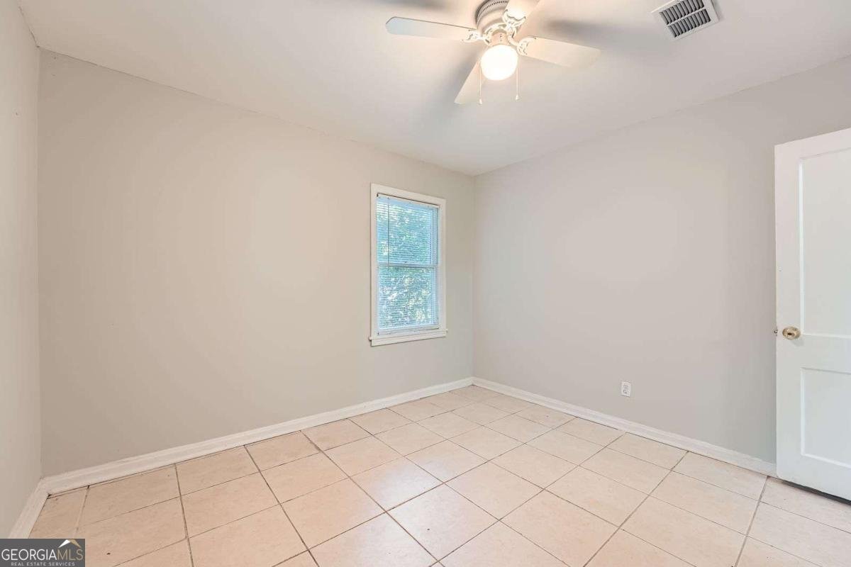 2275 Old Spring Road Smyrna - 19